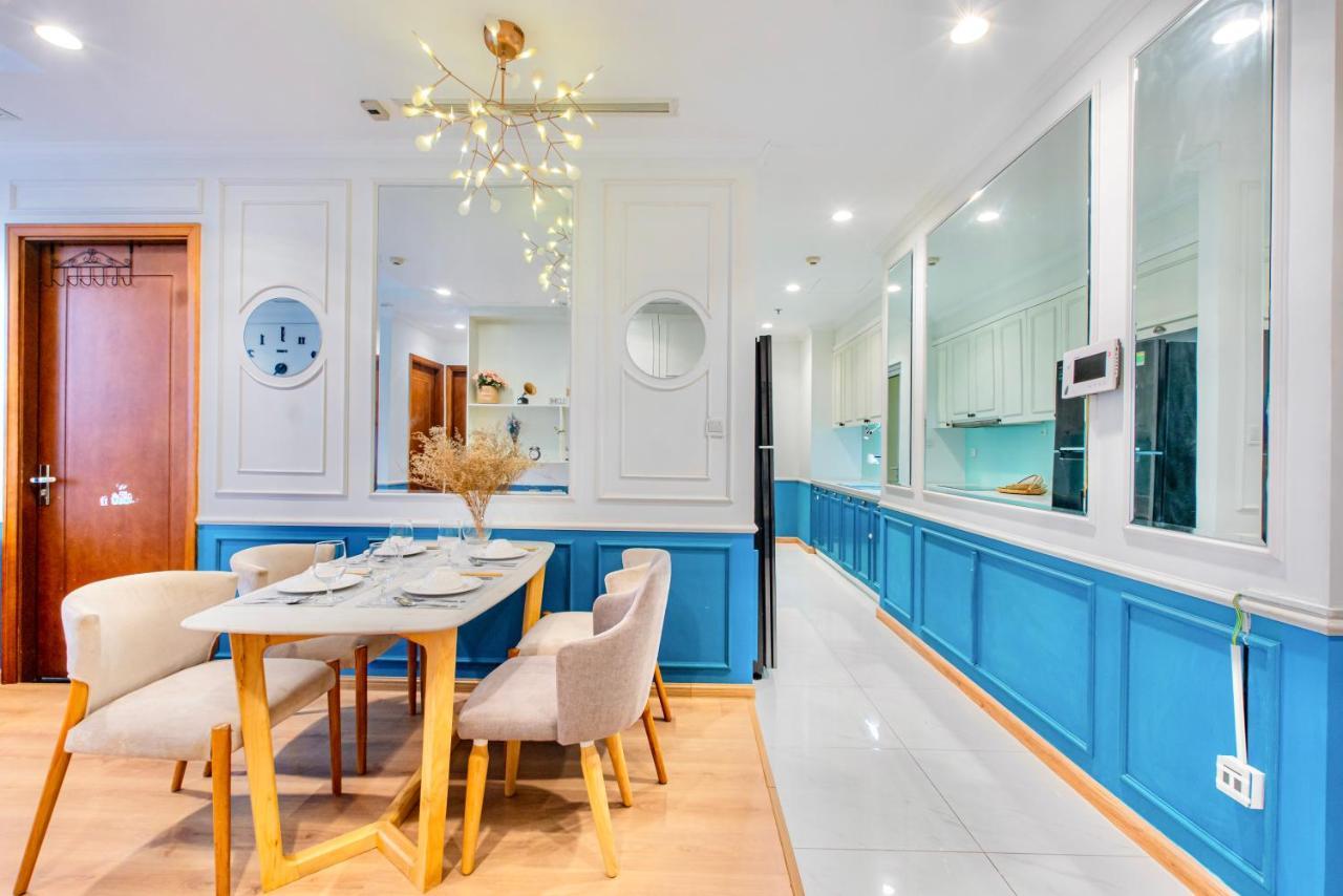 Moxy Hcmc Aparts - Vinhomes Central Park, Ice Rink Ho Chi Minh City Bagian luar foto