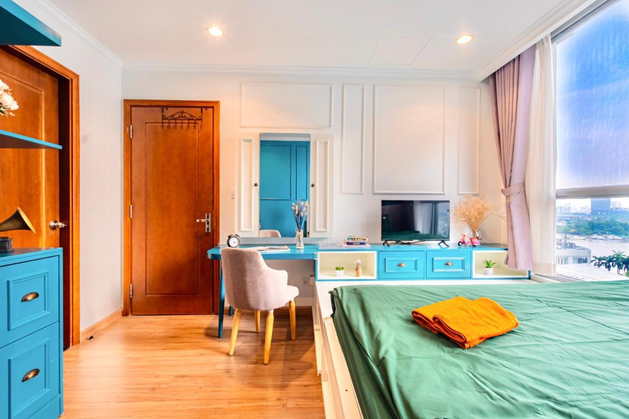 Moxy Hcmc Aparts - Vinhomes Central Park, Ice Rink Ho Chi Minh City Bagian luar foto
