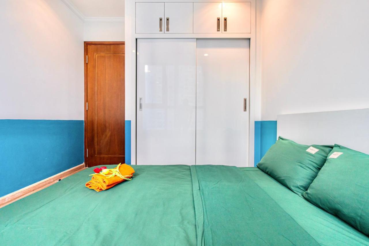 Moxy Hcmc Aparts - Vinhomes Central Park, Ice Rink Ho Chi Minh City Bagian luar foto