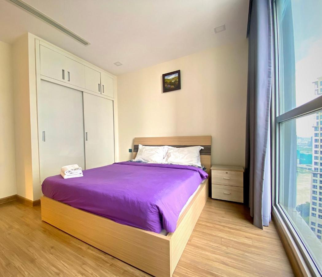 Moxy Hcmc Aparts - Vinhomes Central Park, Ice Rink Ho Chi Minh City Bagian luar foto