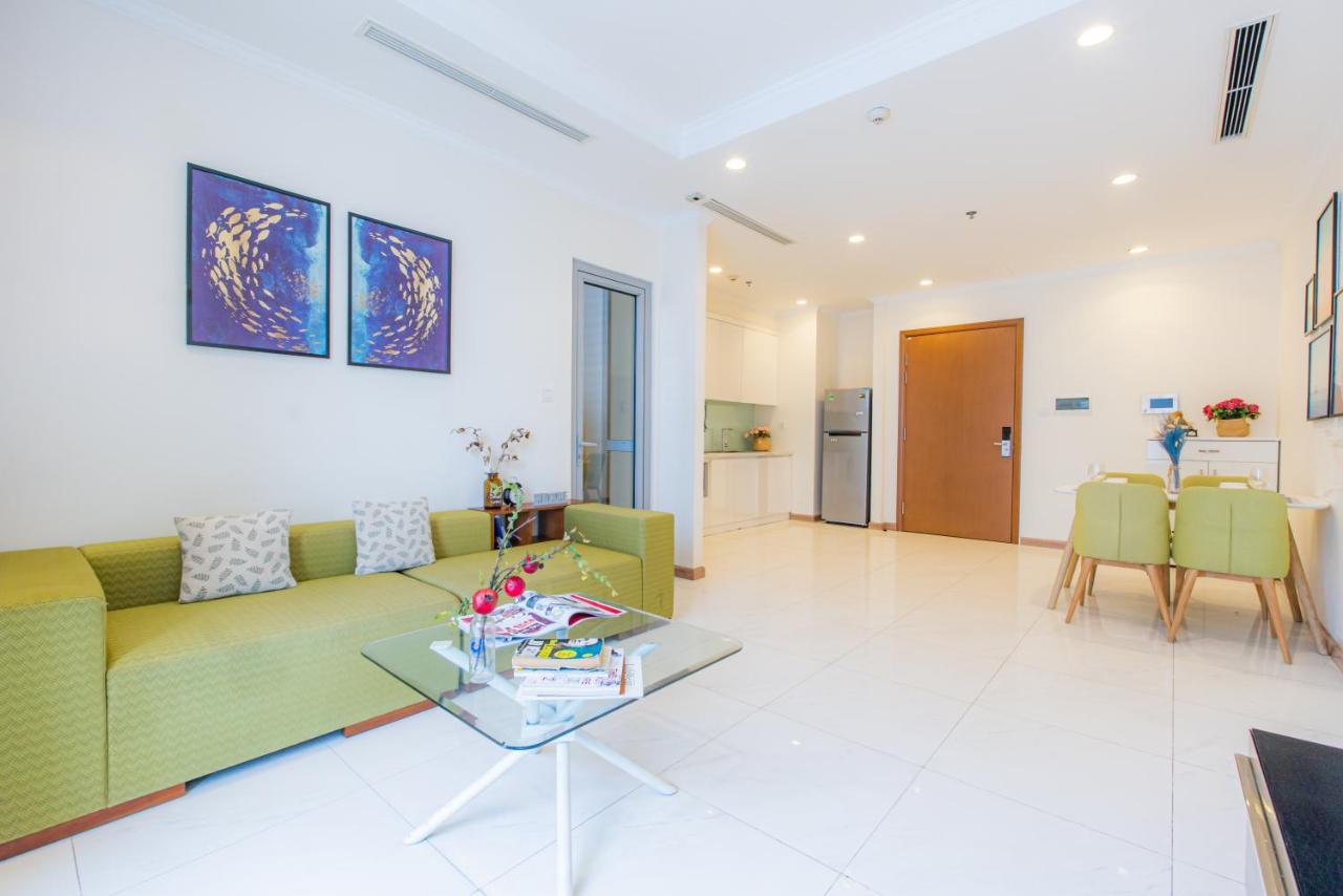 Moxy Hcmc Aparts - Vinhomes Central Park, Ice Rink Ho Chi Minh City Bagian luar foto