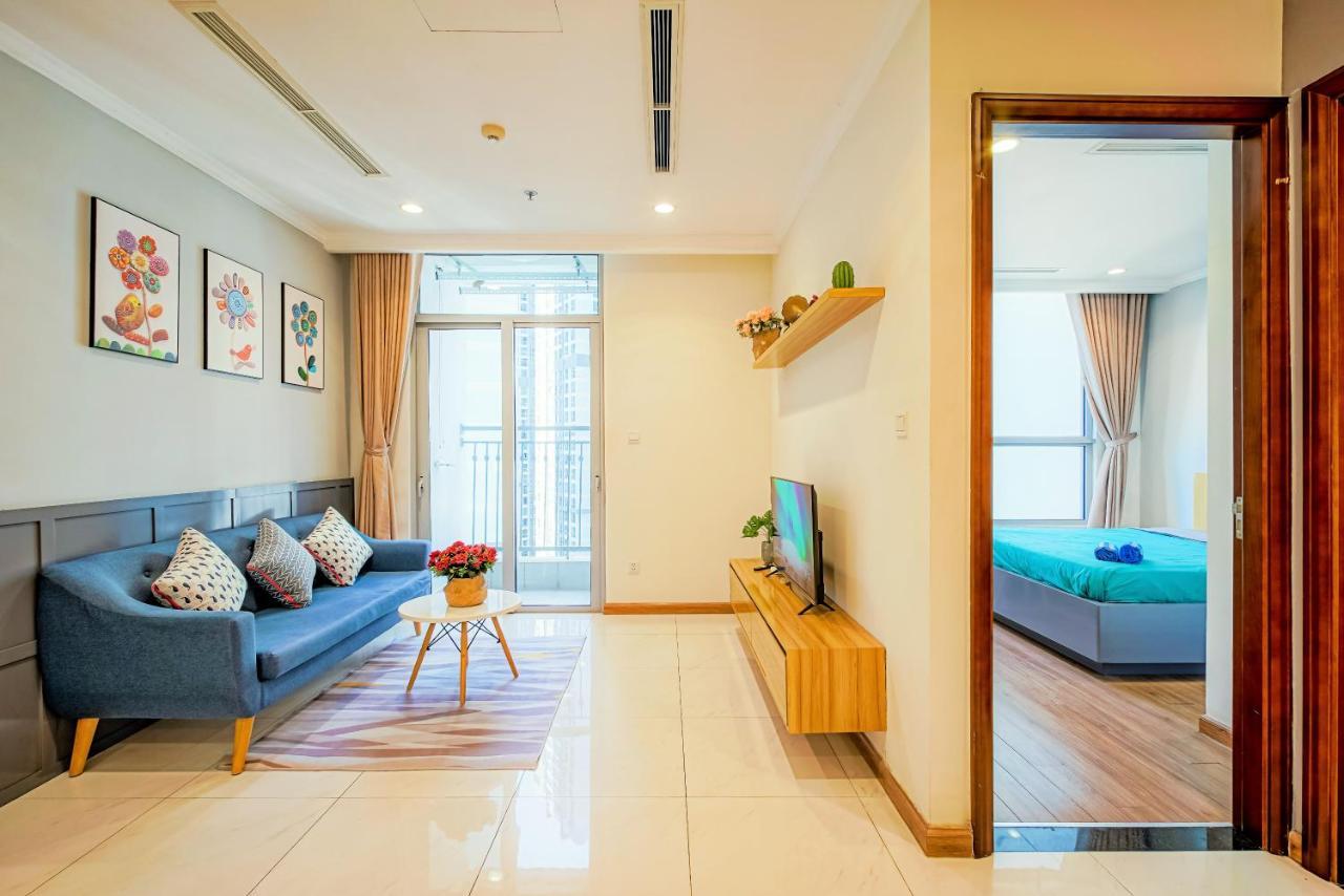 Moxy Hcmc Aparts - Vinhomes Central Park, Ice Rink Ho Chi Minh City Bagian luar foto